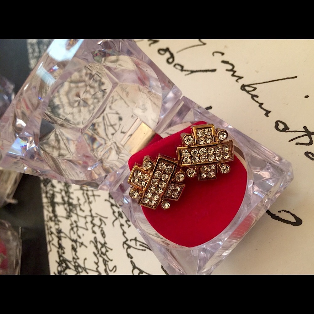 Vintage Premium Vintage CZ earrings - Picture 2 of 4